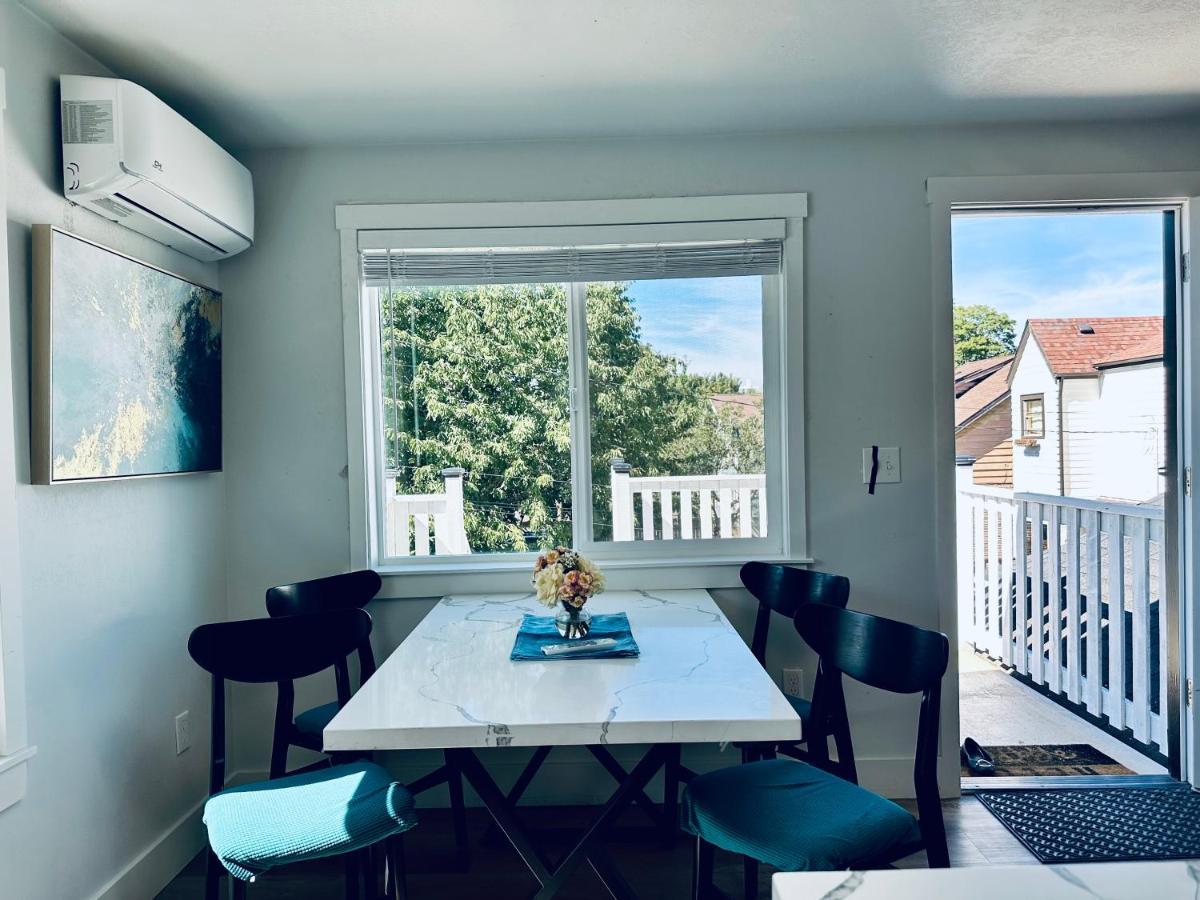 Tacoma 2 Bedrooms 1 Baths Sleep 5 With Compact Kitchen Exterior foto